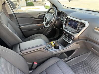 2023 GMC Acadia SLE  AWD - Photo 14 - Lone Tree, IA 52755