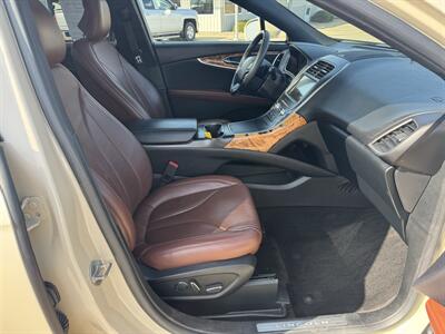 2018 Lincoln MKX Reserve  AWD - Photo 16 - Lone Tree, IA 52755