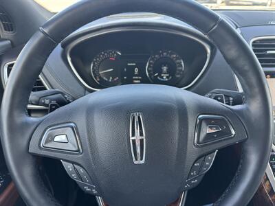 2018 Lincoln MKX Reserve  AWD - Photo 11 - Lone Tree, IA 52755