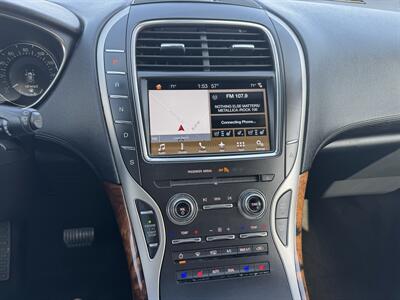 2018 Lincoln MKX Reserve  AWD - Photo 12 - Lone Tree, IA 52755