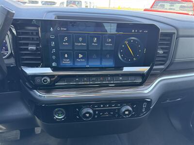 2024 Chevrolet Silverado 1500 LT  Crew Cab 4x4 - Photo 12 - Lone Tree, IA 52755