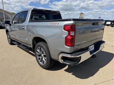 2024 Chevrolet Silverado 1500 LT  Crew Cab 4x4 - Photo 5 - Lone Tree, IA 52755
