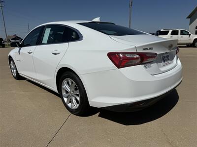 2021 Chevrolet Malibu LT   - Photo 5 - Lone Tree, IA 52755