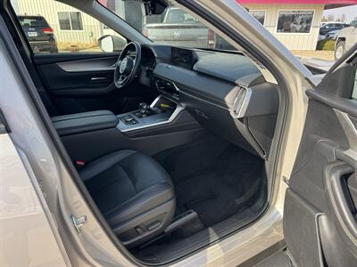 2024 Mazda CX-90 3.3 Turbo Preferred Plus  AWD - Photo 18 - Lone Tree, IA 52755