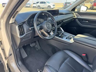 2024 Mazda CX-90 3.3 Turbo Preferred Plus  AWD - Photo 7 - Lone Tree, IA 52755