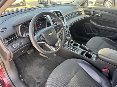 2016 Chevrolet Malibu LT   - Photo 9 - Lone Tree, IA 52755