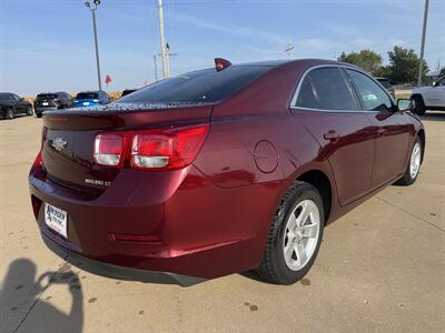 2016 Chevrolet Malibu LT   - Photo 6 - Lone Tree, IA 52755