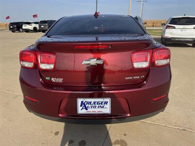 2016 Chevrolet Malibu LT   - Photo 18 - Lone Tree, IA 52755