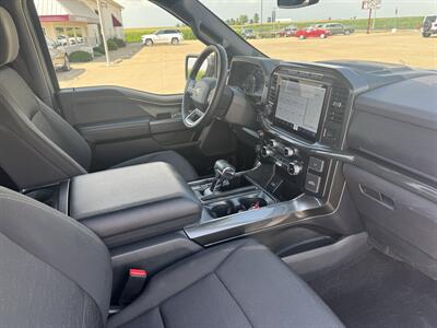 2023 Ford F-150 XLT Crew Cab 4x4 - Photo 18 - Lone Tree, IA 52755