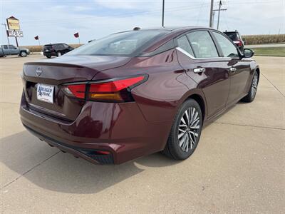 2024 Nissan Altima 2.5 SV   - Photo 5 - Lone Tree, IA 52755
