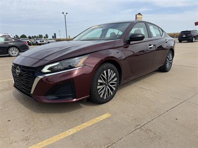 2024 Nissan Altima 2.5 SV   - Photo 2 - Lone Tree, IA 52755