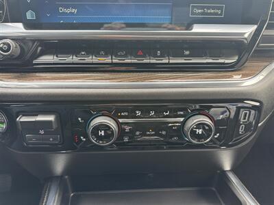 2024 Chevrolet Silverado 1500 RST Crew 4x4  Crew Cab 4x4 - Photo 12 - Lone Tree, IA 52755