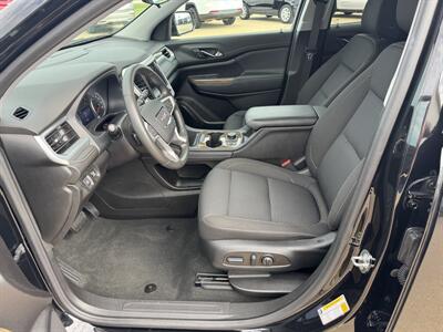 2022 GMC Acadia SLE  AWD - Photo 9 - Lone Tree, IA 52755