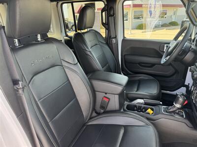 2023 Jeep Wrangler Sahara 4xe  4x4 - Photo 17 - Lone Tree, IA 52755