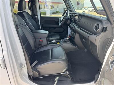 2023 Jeep Wrangler Sahara 4xe  4x4 - Photo 16 - Lone Tree, IA 52755