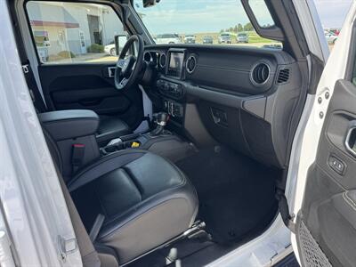 2023 Jeep Wrangler Sahara 4xe  4x4 - Photo 15 - Lone Tree, IA 52755
