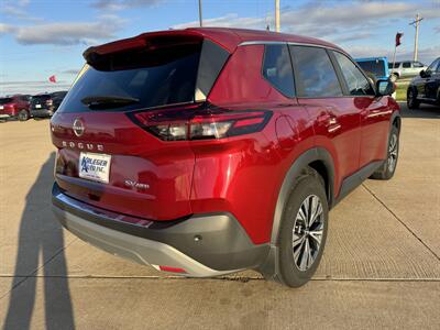 2023 Nissan Rogue SV  AWD - Photo 6 - Lone Tree, IA 52755