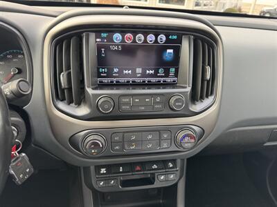 2018 Chevrolet Colorado Z71  Crew Cab 4x4 - Photo 11 - Lone Tree, IA 52755