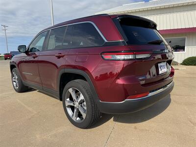 2024 Jeep Grand Cherokee 4xe  4x4 - Photo 5 - Lone Tree, IA 52755