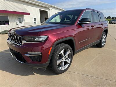 2024 Jeep Grand Cherokee 4xe  4x4 - Photo 2 - Lone Tree, IA 52755