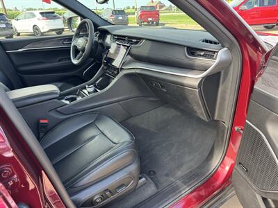 2024 Jeep Grand Cherokee 4xe  4x4 - Photo 17 - Lone Tree, IA 52755