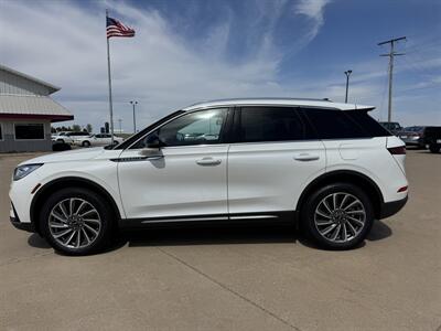 2023 Lincoln Corsair Reserve  AWD - Photo 4 - Lone Tree, IA 52755
