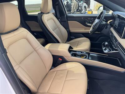 2023 Lincoln Corsair Reserve  AWD - Photo 17 - Lone Tree, IA 52755
