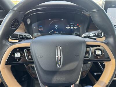 2023 Lincoln Corsair Reserve  AWD - Photo 11 - Lone Tree, IA 52755