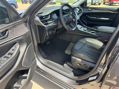2024 Jeep Grand Cherokee 4xe 4x4 - Photo 10 - Lone Tree, IA 52755