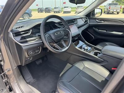 2024 Jeep Grand Cherokee 4xe 4x4 - Photo 7 - Lone Tree, IA 52755