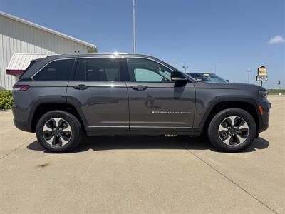 2024 Jeep Grand Cherokee 4xe 4x4 - Photo 4 - Lone Tree, IA 52755