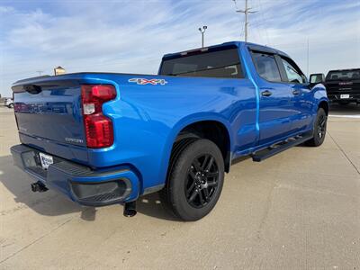 2022 Chevrolet Silverado 1500 Custom   - Photo 5 - Lone Tree, IA 52755