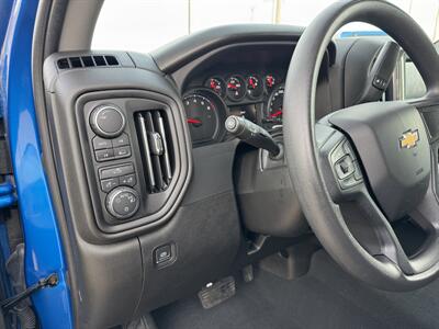 2022 Chevrolet Silverado 1500 Custom   - Photo 10 - Lone Tree, IA 52755