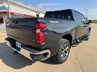 2024 Chevrolet Silverado 1500 LT  Crew Cab 4x4 - Photo 3 - Lone Tree, IA 52755