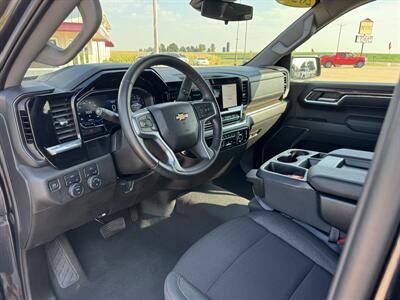2024 Chevrolet Silverado 1500 LT  Crew Cab 4x4 - Photo 7 - Lone Tree, IA 52755