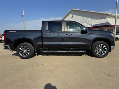 2024 Chevrolet Silverado 1500 LT  Crew Cab 4x4 - Photo 5 - Lone Tree, IA 52755