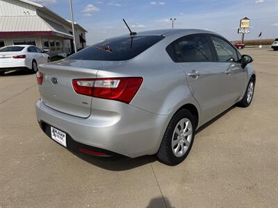 2012 Kia Rio LX   - Photo 5 - Lone Tree, IA 52755