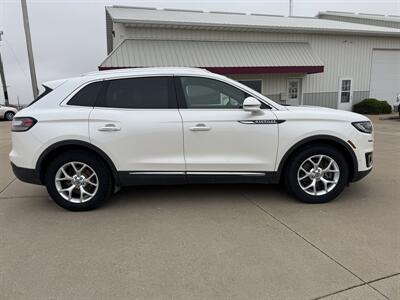 2019 Lincoln Nautilus Reserve  AWD - Photo 6 - Lone Tree, IA 52755