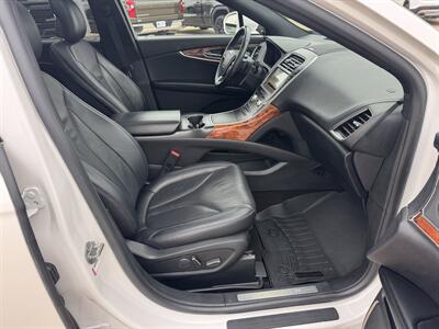 2019 Lincoln Nautilus Reserve  AWD - Photo 16 - Lone Tree, IA 52755