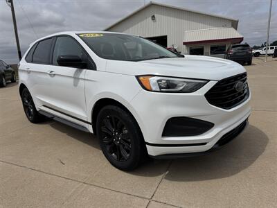 2023 Ford Edge SE AWD - Photo 2 - Lone Tree, IA 52755