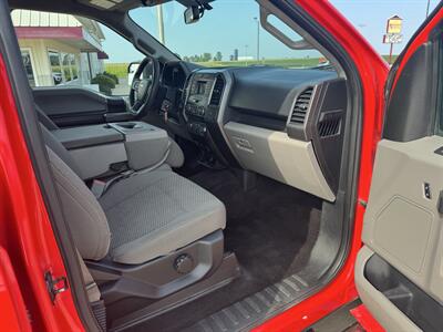 2017 Ford F-150 XLT Crew Cab 4x4 - Photo 12 - Lone Tree, IA 52755
