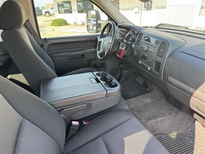 2013 GMC Sierra 1500 SLE  Crew Cab 4x4 - Photo 11 - Lone Tree, IA 52755