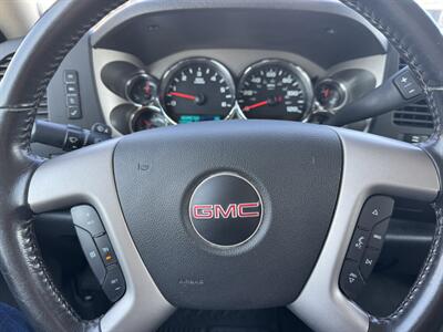 2013 GMC Sierra 1500 SLE  Crew Cab 4x4 - Photo 8 - Lone Tree, IA 52755