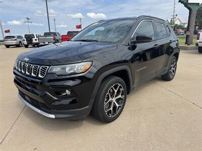 2024 Jeep Compass Limited 4x4 - Photo 2 - Lone Tree, IA 52755