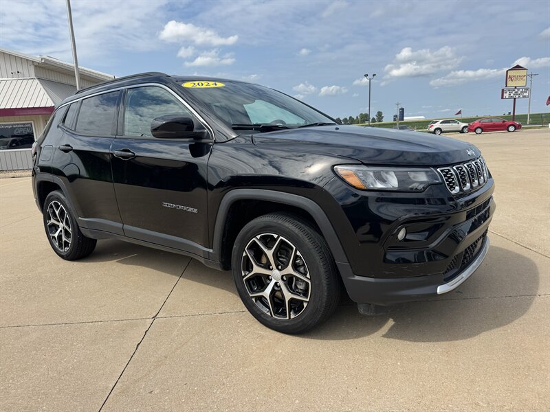 2024 Jeep Compass Limited  4x4