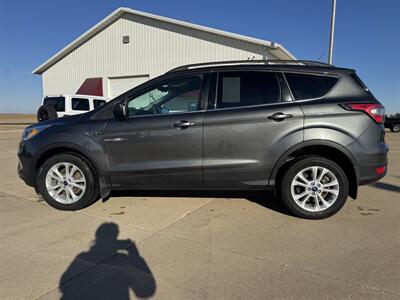2017 Ford Escape SE   - Photo 3 - Lone Tree, IA 52755