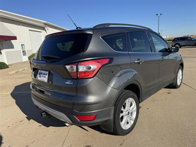 2017 Ford Escape SE   - Photo 6 - Lone Tree, IA 52755