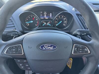 2017 Ford Escape SE   - Photo 11 - Lone Tree, IA 52755
