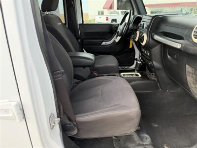 2016 Jeep Wrangler Unlimited Sahara 4x4 - Photo 14 - Lone Tree, IA 52755
