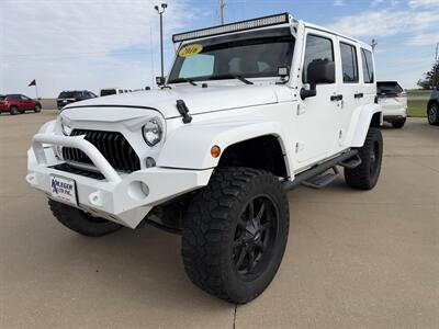 2016 Jeep Wrangler Unlimited Sahara 4x4 - Photo 2 - Lone Tree, IA 52755